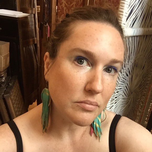 Meet your Posher, Meg - Picture 1 of 1